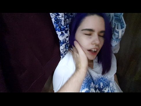 ❤️ Nahita ny rahavaviko tao amin'ny efi-tranonao ary nanampy azy hisotro ❌ Anal vidéo amin'ny pôrnôgrafia mg.naughtyhentai.ru ❌